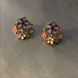 Flower earrings